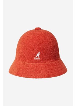 Kangol kapelusz Bermuda Casual kolor czerwony 0397BC.CHERRY-CHERR.GLOW ze sklepu PRM w kategorii Kapelusze damskie - zdjęcie 161401332