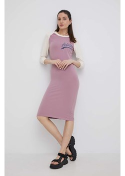 adidas Originals sukienka HD9786 kolor różowy mini prosta HD9786-MAGM/WHI ze sklepu PRM w kategorii Sukienki - zdjęcie 161404611