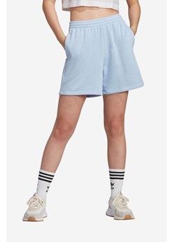 adidas Originals szorty damskie kolor niebieski gładkie high waist IL9618-NIEBIESKI ze sklepu PRM w kategorii Szorty - zdjęcie 161406631