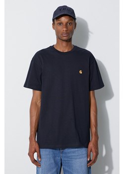 Carhartt WIP t-shirt bawełniany Chase kolor granatowy gładki I026391-PHOENIX/GO ze sklepu PRM w kategorii T-shirty męskie - zdjęcie 161410963