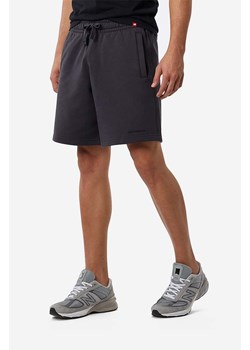 New Balance szorty bawełniane kolor czarny (puste) ze sklepu PRM w kategorii Spodenki męskie - zdjęcie 161412464