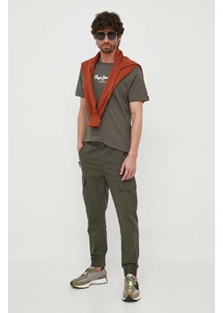 Alpha Industries spodnie bawełniane kolor zielony 116201.136 ze sklepu PRM w kategorii Spodnie męskie - zdjęcie 161415824