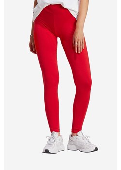 adidas Originals legginsy damskie kolor czerwony gładkie IA6445-CZERWONY ze sklepu PRM w kategorii Spodnie damskie - zdjęcie 161416501