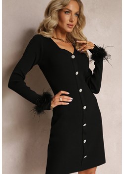 Czarna Sweterkowa Mini Sukienka Wiskozowa o Dopasowanym Fasonie z Guzikami i Piórami Dinmes ze sklepu Renee odzież w kategorii Sukienki - zdjęcie 161461280