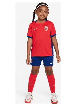 Trzyczęściowy strój dla małych dzieci Nike Dri-FIT Norwegia Stadium 2023 (wersja domowa) - Czerwony ze sklepu Nike poland w kategorii Komplety dziewczęce - zdjęcie 161522073