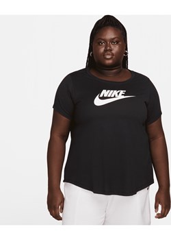 Damski T-shirt z logo Nike Sportswear Essentials (duże rozmiary) - Czerń ze sklepu Nike poland w kategorii Bluzki damskie - zdjęcie 161525094