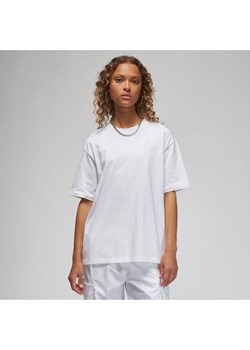 Koszulka damska Jordan Essentials - Biel ze sklepu Nike poland w kategorii Bluzki damskie - zdjęcie 161528062