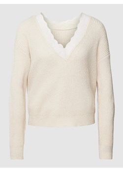 Sweter z dzianiny z obszyciem koronką model ‘GLACY’ ze sklepu Peek&Cloppenburg  w kategorii Swetry damskie - zdjęcie 161563313