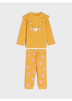 Sinsay - Komplet: koszulka i spodnie - żółty ze sklepu Sinsay w kategorii Komplety niemowlęce - zdjęcie 161590894