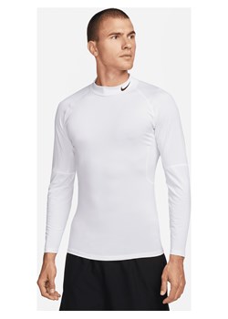 Męska koszulka z długim rękawem i półgolfem do fitnessu Dri-FIT Nike Pro - Biel ze sklepu Nike poland w kategorii T-shirty męskie - zdjęcie 161610671