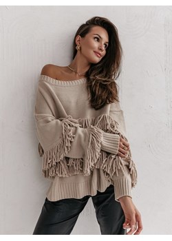 Sweter Promise Beżowy - id: 12367 - marki Lisa Mayo - 161643652 Sweter Promise Beżowy ze sklepu Lisa Mayo w kategorii Swetry damskie - zdjęcie 161643652