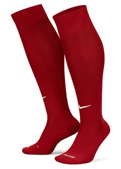 Wysokie skarpety piłkarskie Nike Academy - Czerwony ze sklepu Nike poland w kategorii Skarpetogetry piłkarskie - zdjęcie 161660954