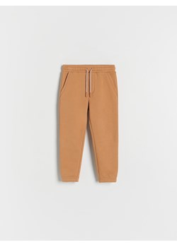 Reserved - Dresowe joggery - brązowy ze sklepu Reserved w kategorii Spodnie i półśpiochy - zdjęcie 161862742