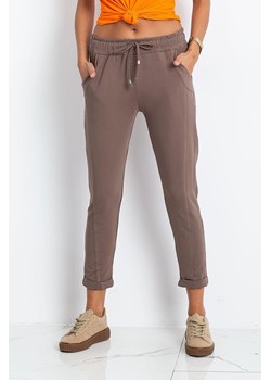 Spodnie dresowe damskie ciemnobeżowe ze sklepu 5.10.15 w kategorii Spodnie damskie - zdjęcie 161978551