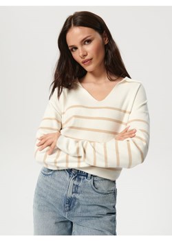 Sinsay - Sweter w paski - kremowy ze sklepu Sinsay w kategorii Swetry damskie - zdjęcie 161995933