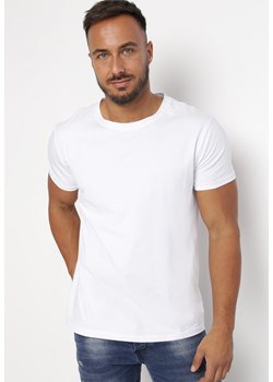 Biała Bawełniana Koszulka o Klasycznym Kroju Alanitte ze sklepu Born2be Odzież w kategorii T-shirty męskie - zdjęcie 161996861