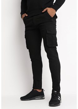 Czarne Spodnie Bojówki z Kieszeniami Eselam ze sklepu Born2be Odzież w kategorii Spodnie męskie - zdjęcie 161996873