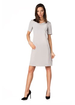 Sukienka Merribel Minar Grey z krótkim rękawem -  szara ze sklepu 5.10.15 w kategorii Sukienki - zdjęcie 162004570