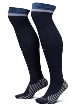 Skarpety piłkarskie do kolan Nike Tottenham Hotspur Strike (wersja wyjazdowa) - Niebieski ze sklepu Nike poland w kategorii Skarpetogetry piłkarskie - zdjęcie 162008411