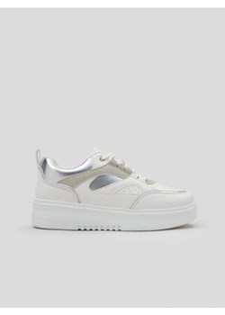 Sinsay - Sneakersy - biały ze sklepu Sinsay w kategorii Buty sportowe damskie - zdjęcie 162022753