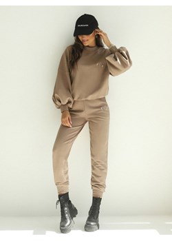 Spodnie Lancella Latte ze sklepu Lisa Mayo w kategorii Spodnie damskie - zdjęcie 162034870
