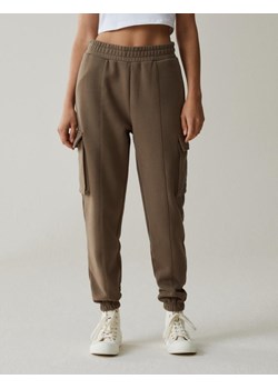 Spodnie dresowe ATHJOG Khaki M ze sklepu Diverse w kategorii Spodnie damskie - zdjęcie 162038420