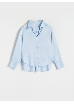 Reserved - Satynowa koszula z wiskozy - jasnoniebieski ze sklepu Reserved w kategorii Koszule damskie - zdjęcie 162054573