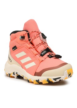 Buty adidas Terrex Mid GORE-TEX Hiking Shoes IF7523 Corfus/Wonwhi/Cblack ze sklepu eobuwie.pl w kategorii Buty zimowe dziecięce - zdjęcie 162112393