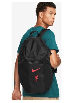 Plecak piłkarski Liverpool F.C. Academy (30 l) - Czerń ze sklepu Nike poland w kategorii Plecaki - zdjęcie 162112973