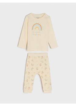 Sinsay - Komplet: koszulka i spodnie - kremowy ze sklepu Sinsay w kategorii Komplety niemowlęce - zdjęcie 162117364