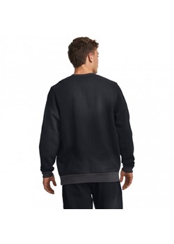 Męska bluza dresowa nierozpinana bez kaptura Under Armour UA Essential Flc Novelty Crw - czarna ze sklepu Sportstylestory.com w kategorii Bluzy męskie - zdjęcie 162129783