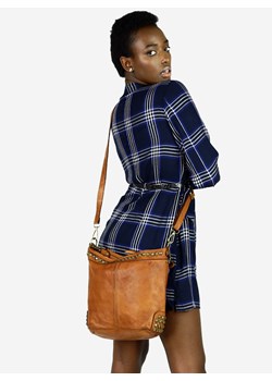 Torebka listonoszka damska z dżetami vintage old pelle - MARCO MAZZINI brąz karmel ze sklepu Verostilo w kategorii Torby Shopper bag - zdjęcie 162139563