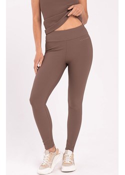 Prążkowane brązowe legginsy N-Lisbona, Kolor brązowy, Rozmiar M, Volcano ze sklepu Primodo w kategorii Spodnie damskie - zdjęcie 162203190