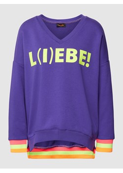 Bluza z nadrukiem z napisem model ‘L(I)EBE!) ze sklepu Peek&Cloppenburg  w kategorii Bluzy damskie - zdjęcie 162289170