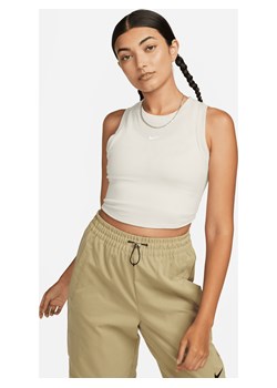 Damska przylegająca koszulka bez rękawów w drobny prążek o skróconym kroju Nike Sportswear Chill Knit - Brązowy ze sklepu Nike poland w kategorii Bluzki damskie - zdjęcie 162312121