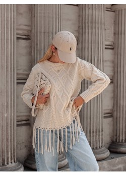 Sweter Avallia J. Beżowy ze sklepu Lisa Mayo w kategorii Swetry damskie - zdjęcie 162330054