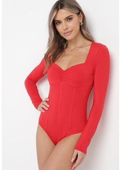 Czerwone Body z Przeszyciami Gorsetowymi Cristia ze sklepu Born2be Odzież w kategorii Bluzki damskie - zdjęcie 162346470