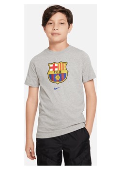 T-shirt dla dużych dzieci Nike FC Barcelona Crest - Szary ze sklepu Nike poland w kategorii T-shirty chłopięce - zdjęcie 162395203