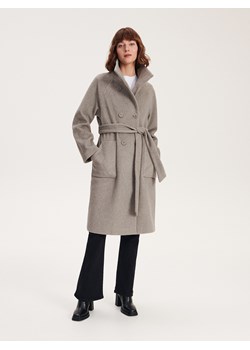 Reserved - Płaszcz z paskiem - brązowy ze sklepu Reserved w kategorii Płaszcze damskie - zdjęcie 162421300