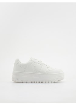 Reserved - Sneakersy na grubszej podeszwie - biały ze sklepu Reserved w kategorii Buty sportowe damskie - zdjęcie 162422691