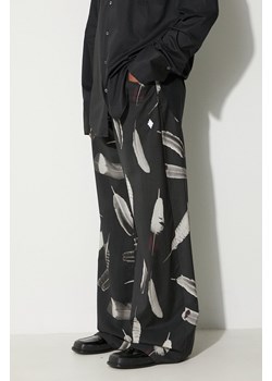 Marcelo Burlon spodnie wełniane Aop Wind Feathers kolor czarny proste ze sklepu PRM w kategorii Spodnie męskie - zdjęcie 162501531