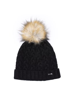 Damska czapka z warkoczowym splotem i pomponem czarna ze sklepu WITTCHEN w kategorii Czapki zimowe damskie - zdjęcie 162549350