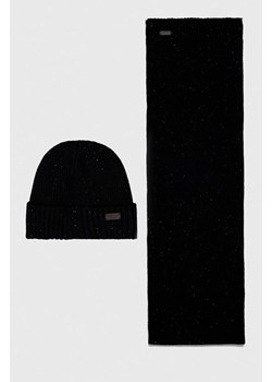 Barbour czapka i szalik Carlton Fleck Beanie &amp; Scarf Gift Set kolor czarny MGS0047 ze sklepu ANSWEAR.com w kategorii Dodatki męskie - zdjęcie 162576734