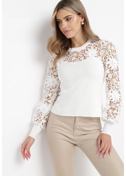 Biała Bluzka z Długim Rękawem i Koronką Brinza ze sklepu Born2be Odzież w kategorii Bluzki damskie - zdjęcie 162690841