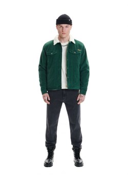 Cropp - Ciemnozielona kurtka sztruksowa sherpa - zielony ze sklepu Cropp w kategorii Kurtki męskie - zdjęcie 162707920
