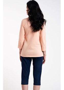 Piżama damska łososiowo-granatowa z rękawem i nogawką 3/4 Arietta, Kolor łososiowy-granat, Rozmiar S, Italian Fashion - id: 177042 - marki Italian Fashion - 162748353 Piżama damska łososiowo-granatowa z rękawem i nogawką 3/4 Arietta, Kolor łososiowy-granat, Rozmiar S, Italian Fashion ze sklepu Intymna w kategorii Piżamy damskie - zdjęcie 162748353