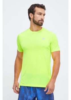 New Balance t-shirt do biegania Accelerate kolor zielony gładki ze sklepu ANSWEAR.com w kategorii T-shirty męskie - zdjęcie 162789663