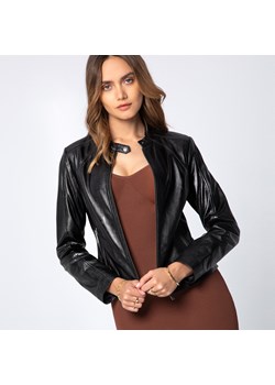 Damska kurtka skórzana klasyczna ze stójką czarna ze sklepu WITTCHEN w kategorii Kurtki damskie - zdjęcie 162801414