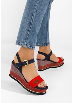 Czerwone sandały na koturnie Vivify ze sklepu Zapatos w kategorii Sandały damskie - zdjęcie 162858611
