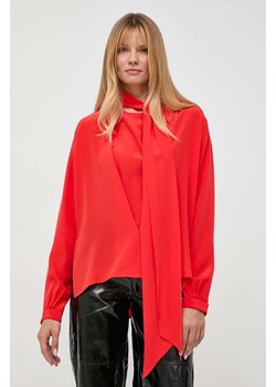 Victoria Beckham bluzka jedwabna kolor czerwony gładka ze sklepu ANSWEAR.com w kategorii Bluzki damskie - zdjęcie 162866700